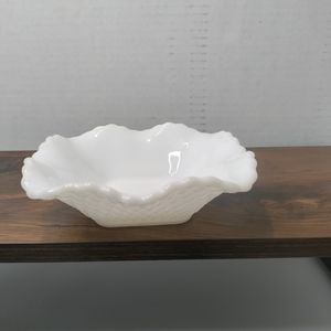 Vintage Milk Glass Ruffled Edge Diamond Cut Pattern Square Candy Dish. No chips
